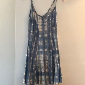 Barely worn A-line billabong adjustable dress